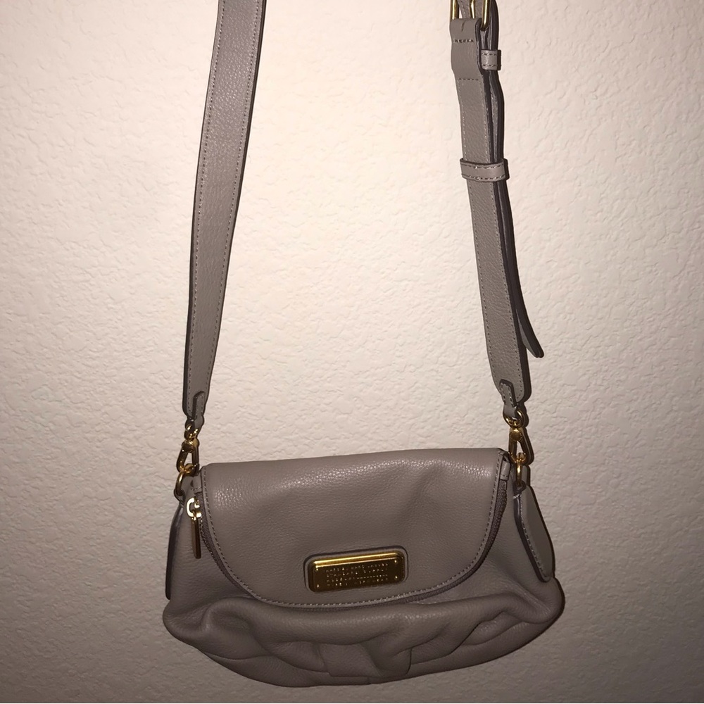 Marc Jacob’s Grey Crossbody